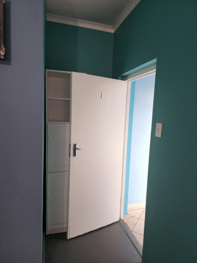 Hasate Guest House ,4 St James Street Oakdale Belliville Cape Town South Africa المظهر الخارجي الصورة